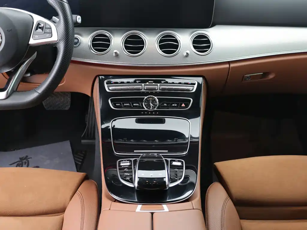 Mercedes-Benz E-Class 2017 — фото 6