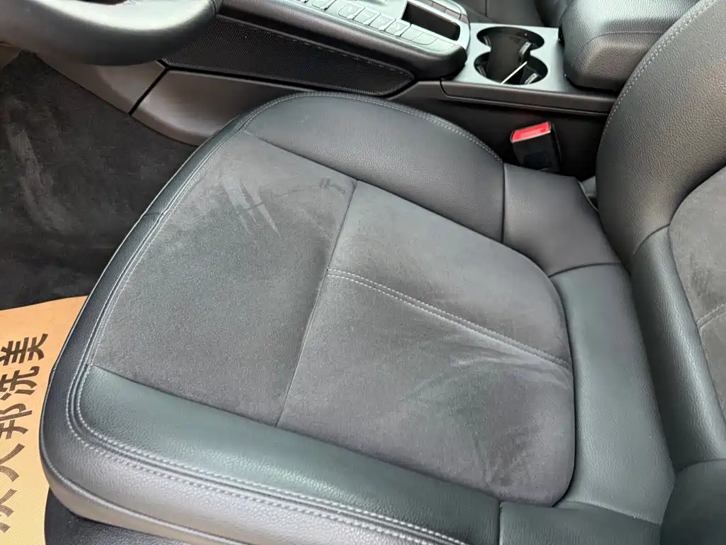 Porsche Macan 2019 — фото 20