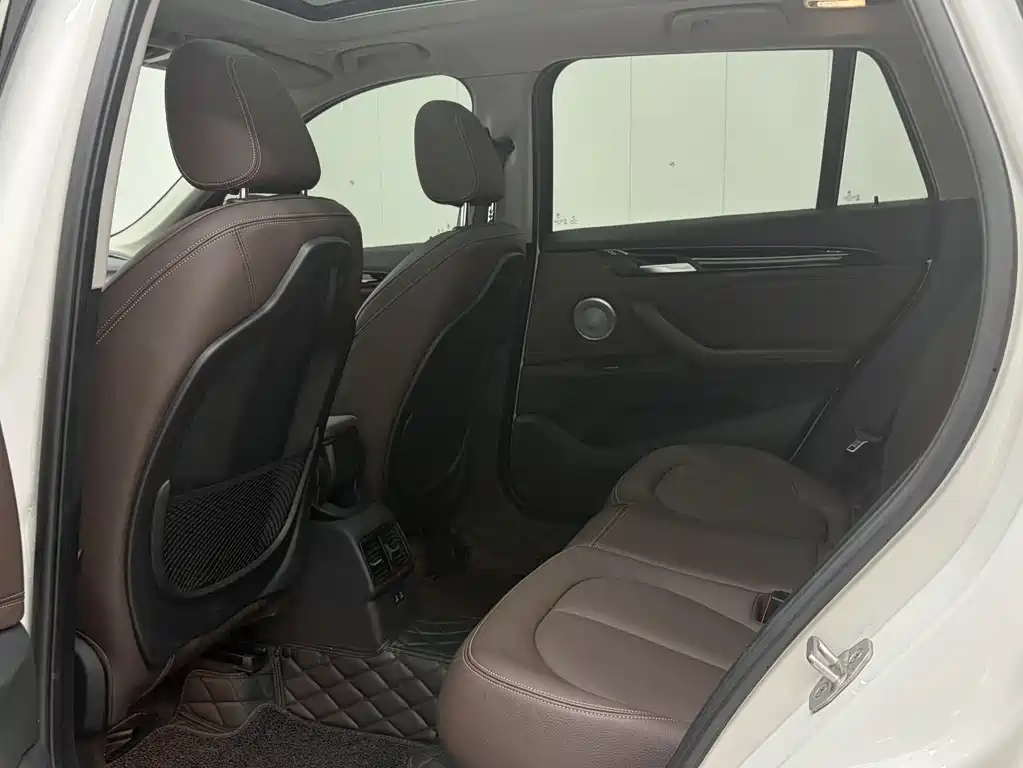 BMW X1 2021 — фото 15