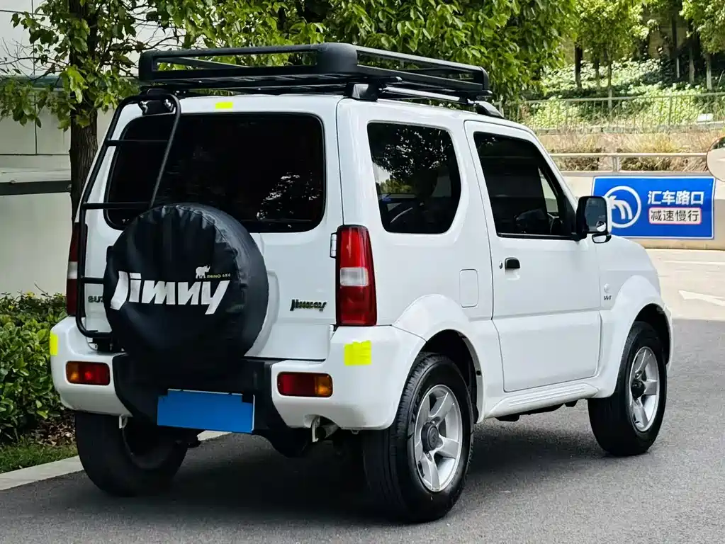 Suzuki Jimny 2013 — фото 4