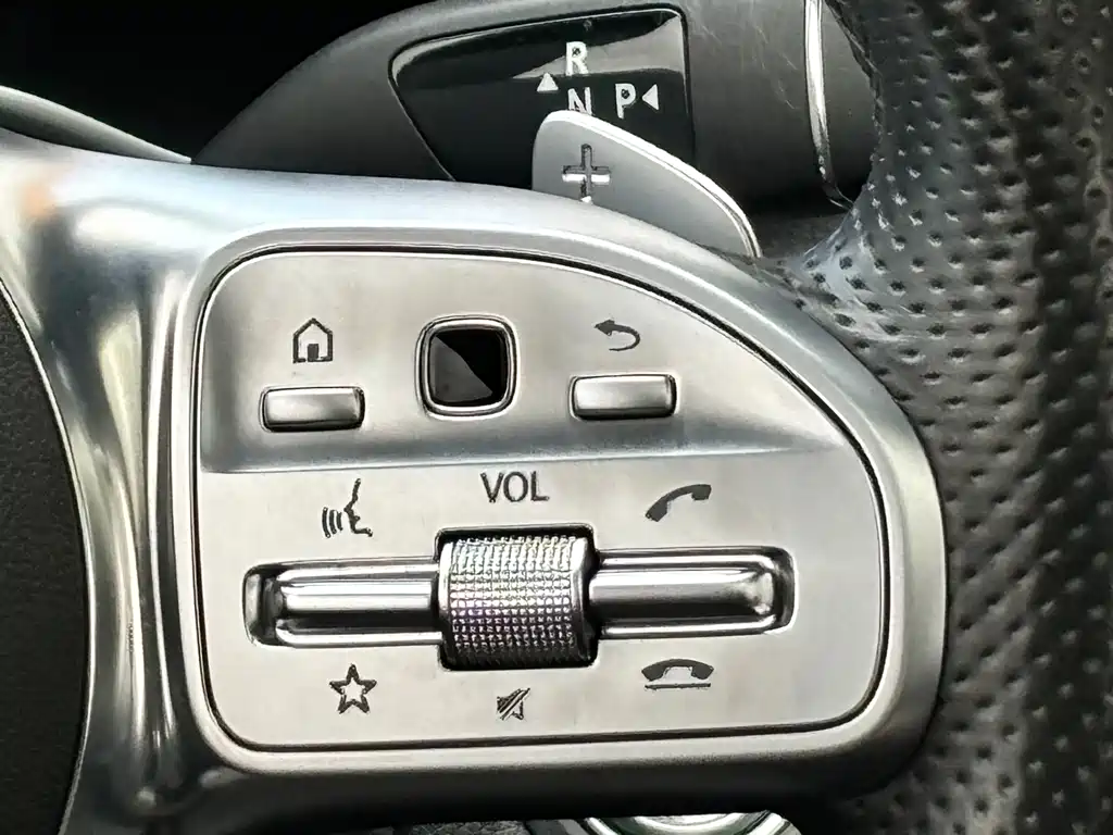 Mercedes-Benz C-Class 2021 — фото 15