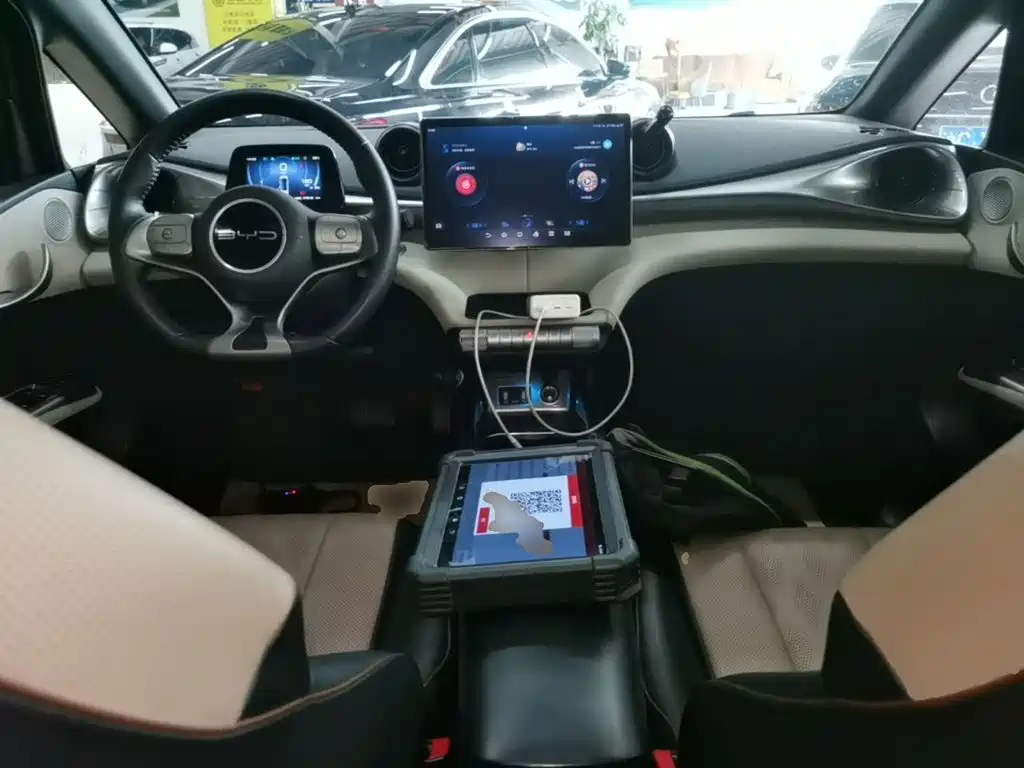 BYD Dolphin 2023 — фото 10
