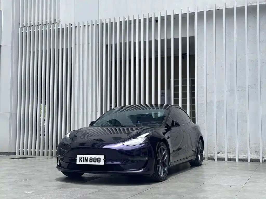 Tesla Model 3 2021