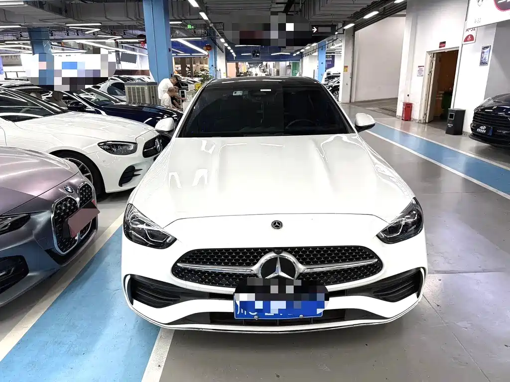 Mercedes-Benz C-Class 2022