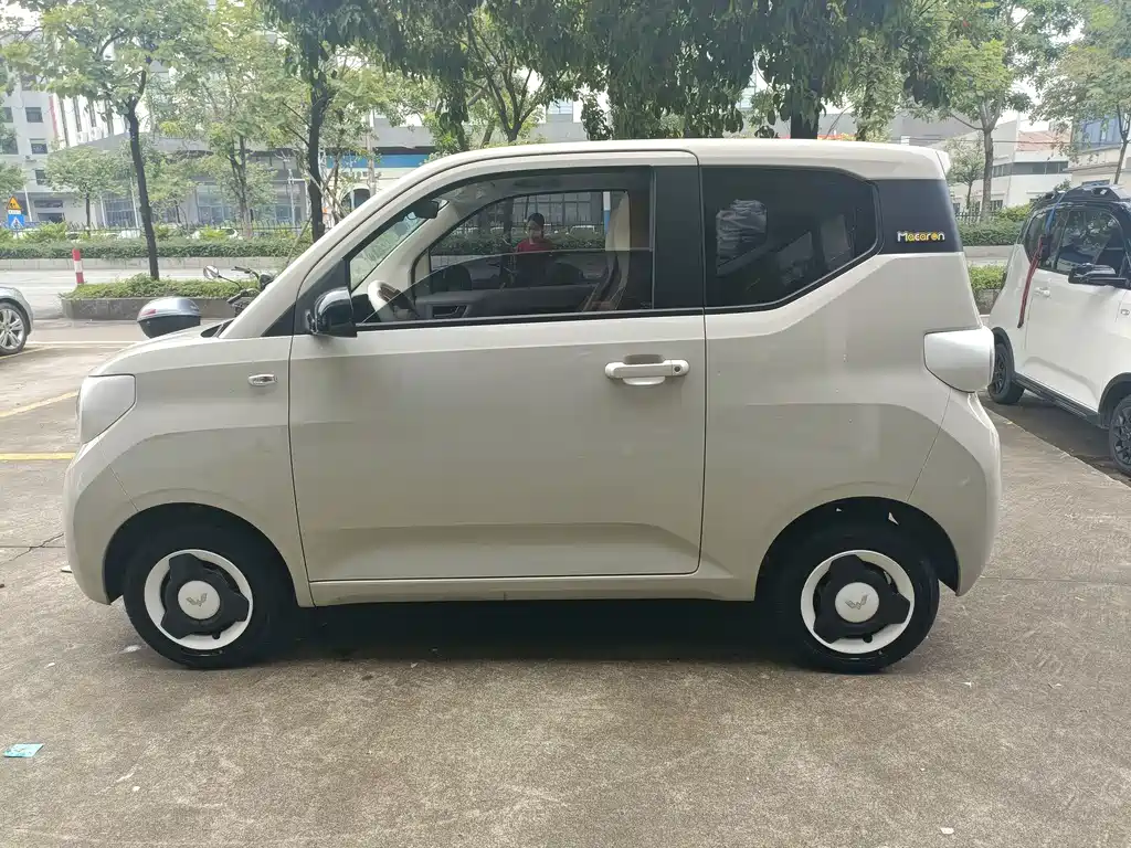 Wuling Hongguang MINIEV 2025