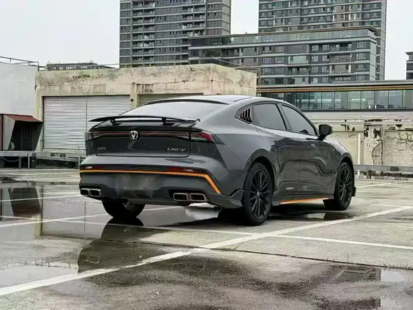 Changan UNI-V 2025