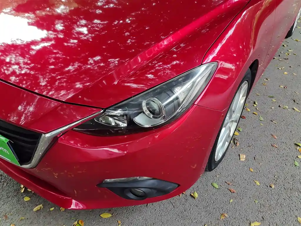 Mazda 3 Axela 2016 — фото 16