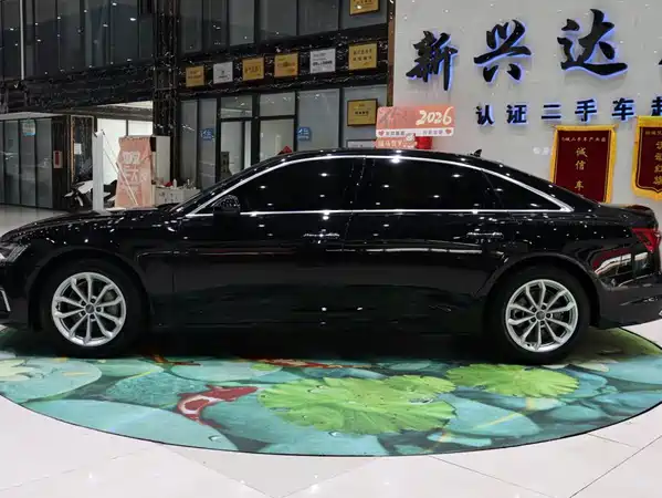 Audi A6L 2020
