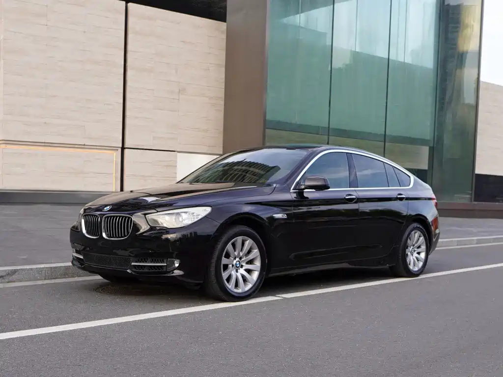 BMW 5 Series GT 2013