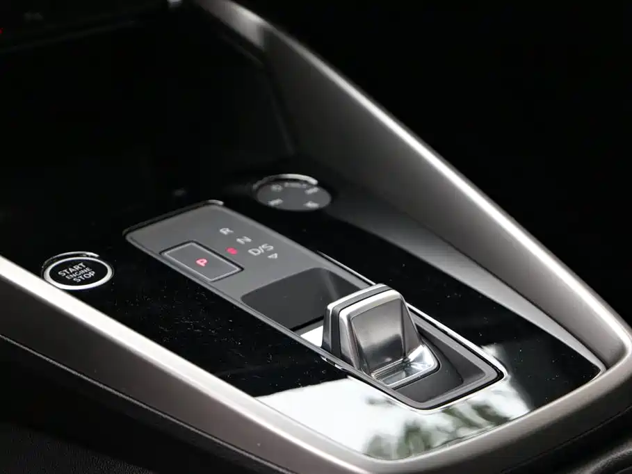 Audi A3 2023 — фото 14