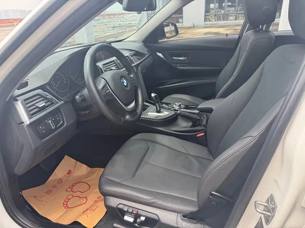 BMW 3 Series 2016