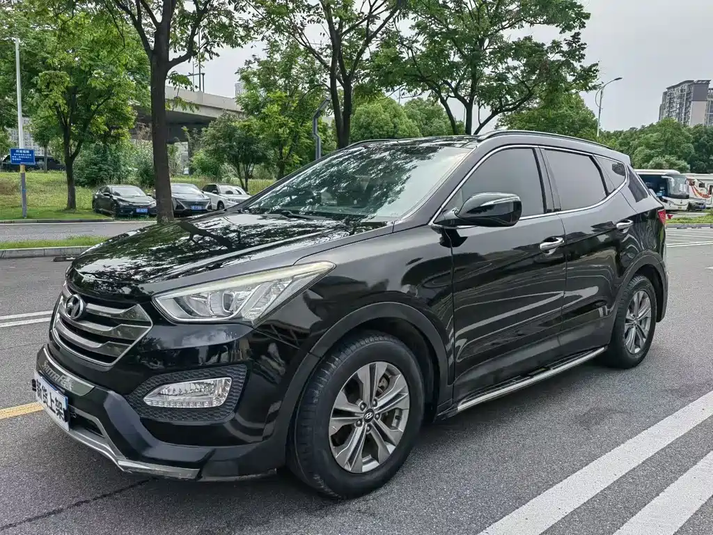 Hyundai Santa Fe 2015