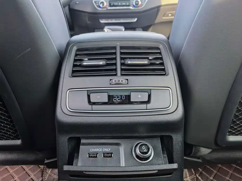 Audi A4L 2024