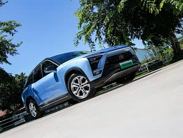 NIO ES8 2018