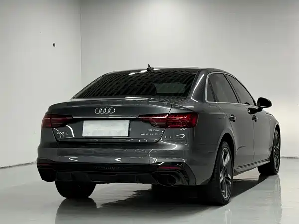 Audi A4L 2025