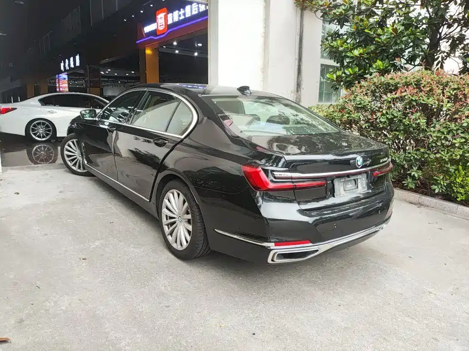 BMW 7 Series 2019