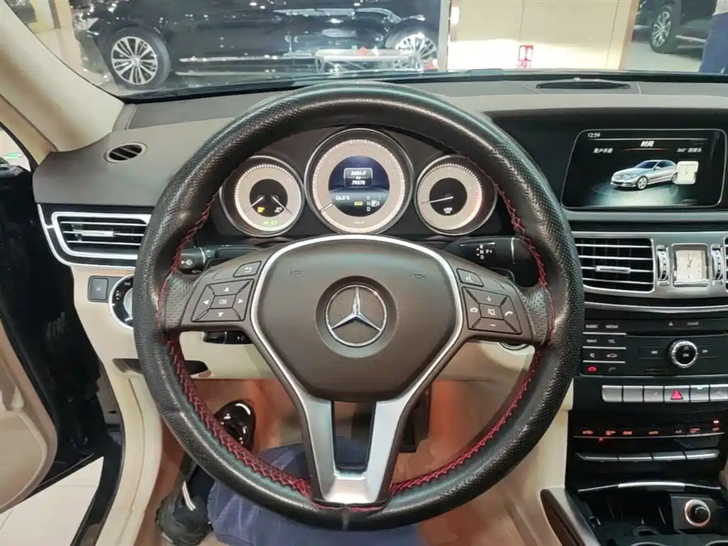 Mercedes-Benz E-Class 2016 — фото 11