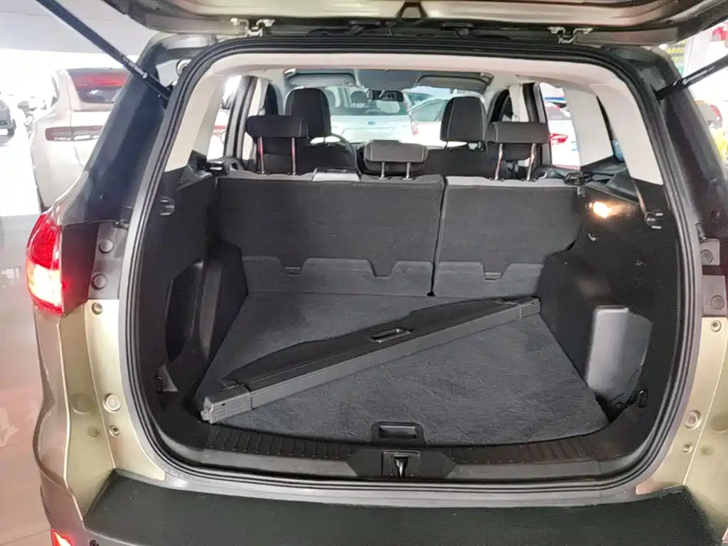 Ford Kuga 2015 — фото 19