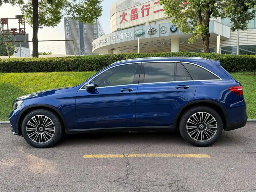 Mercedes-Benz GLC 2018 — фото 3