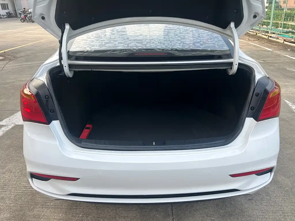Hyundai Mistra 2018 — фото 15