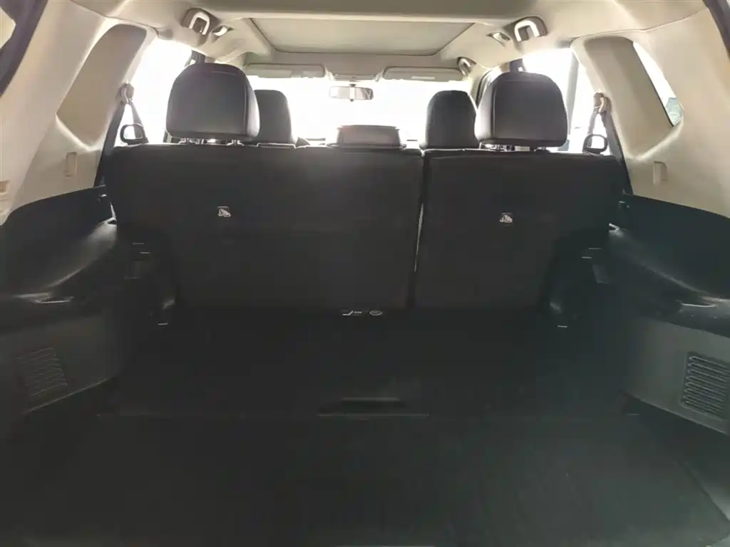 Nissan X-Trail 2015 — фото 19