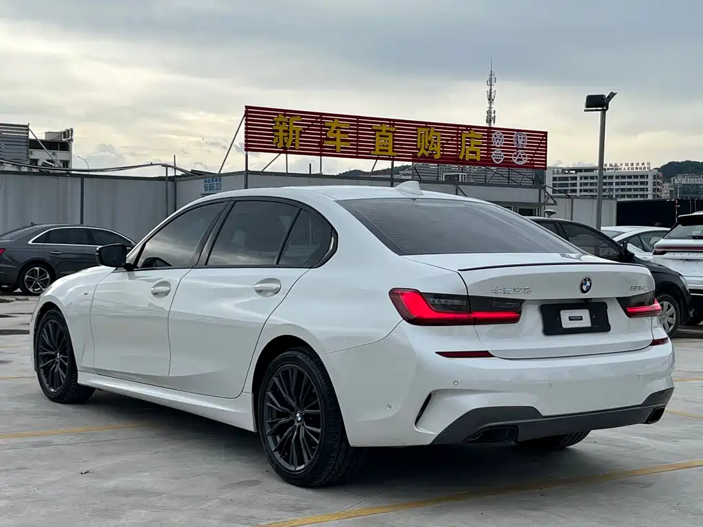 BMW 3 Series 2020