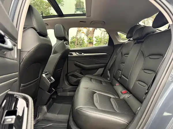 Geely Xingrui 2023