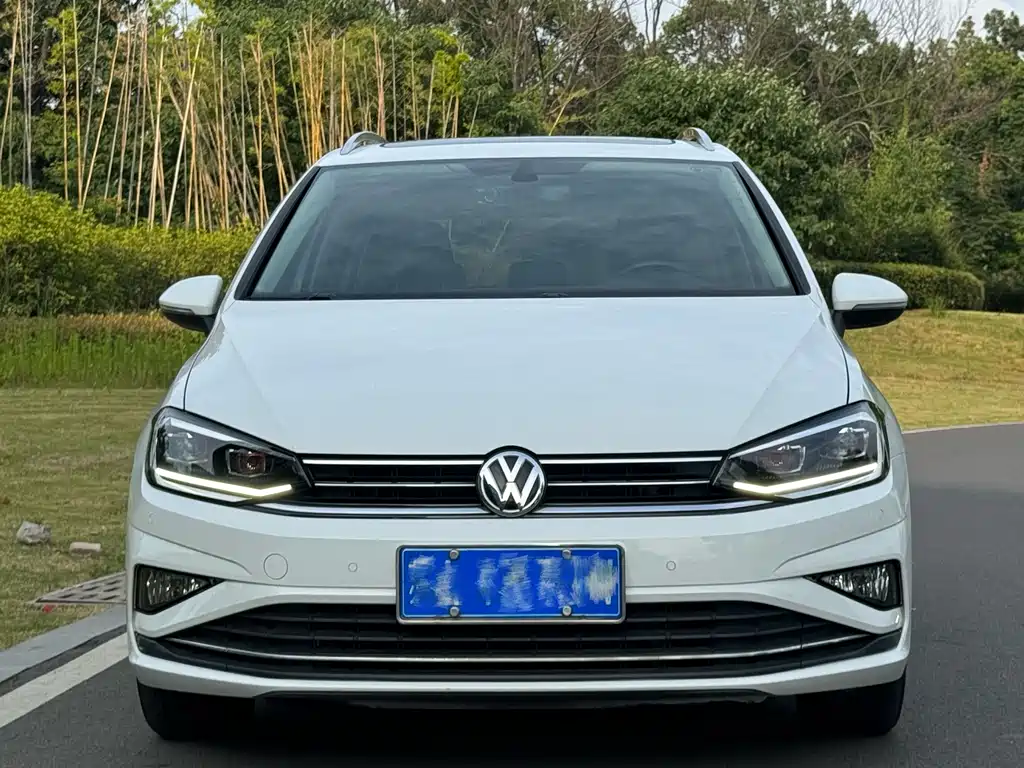 Volkswagen Golf Sportsvan 2020 — фото 2