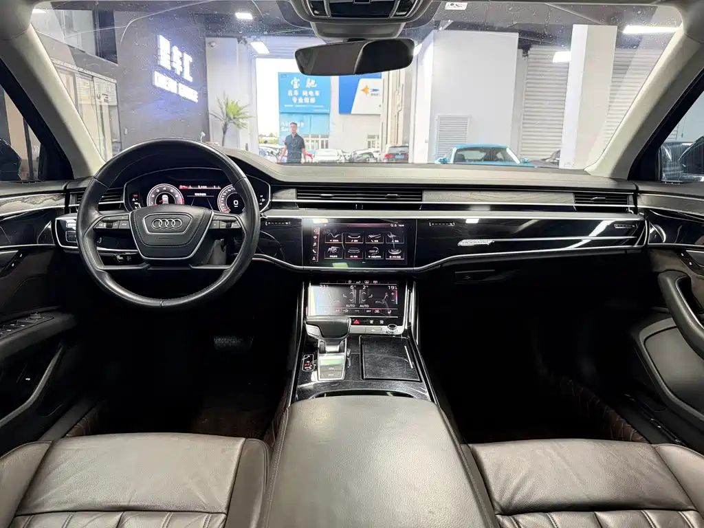 Audi A8 2019