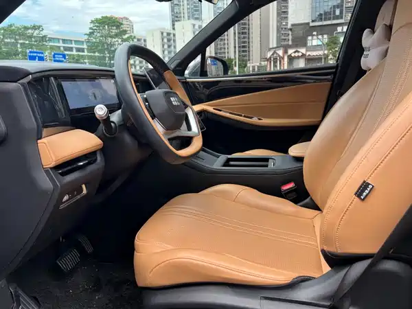 Geely Galaxy L7 2023