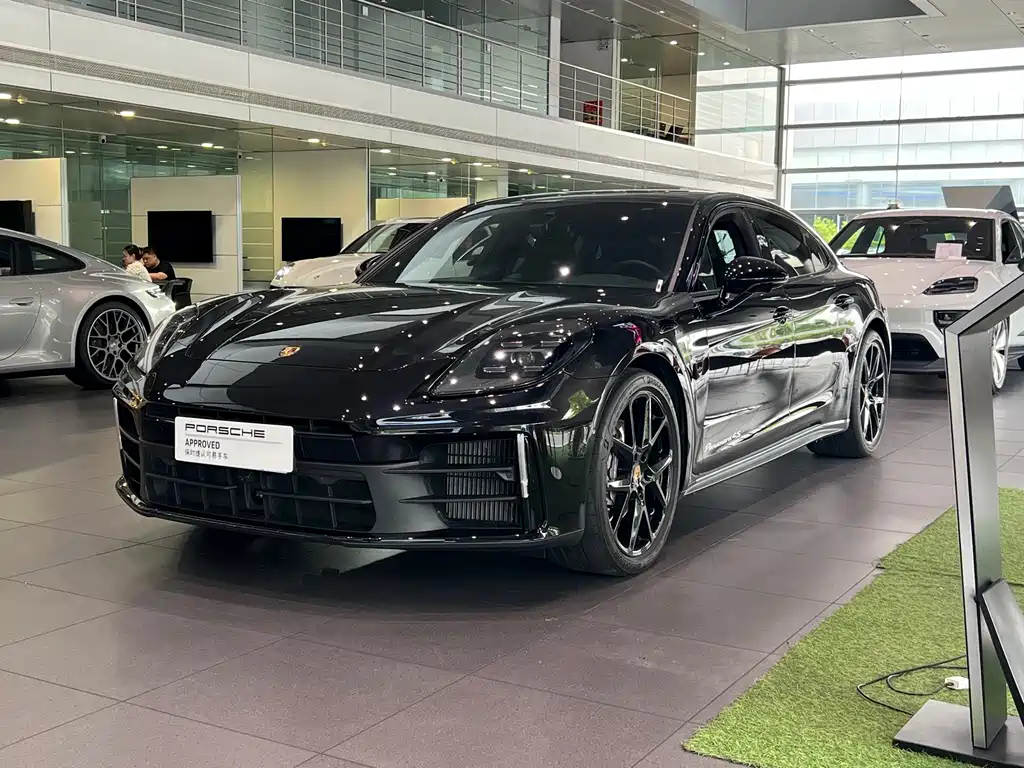 Porsche Panamera 2024
