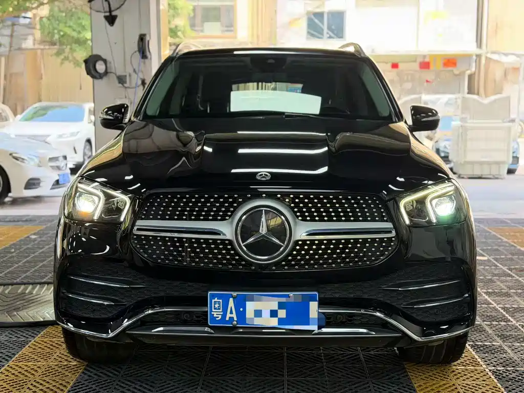 Mercedes-Benz GLE 2022 — фото 2