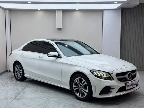 Mercedes-Benz C-Class 2022