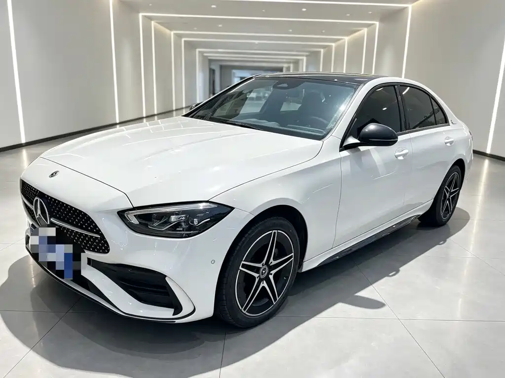 Mercedes-Benz C-Class 2024