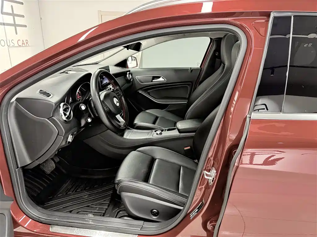 Mercedes-Benz GLA 2018 — фото 7