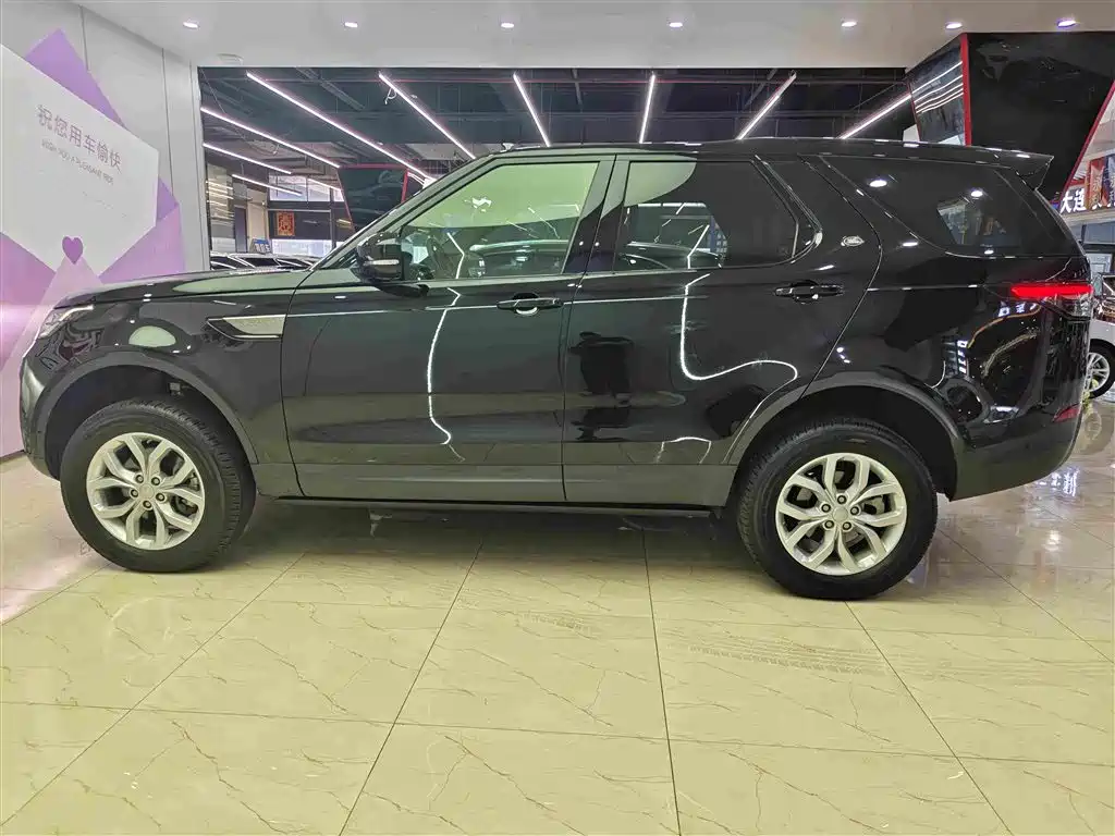 Land Rover Discovery 2019