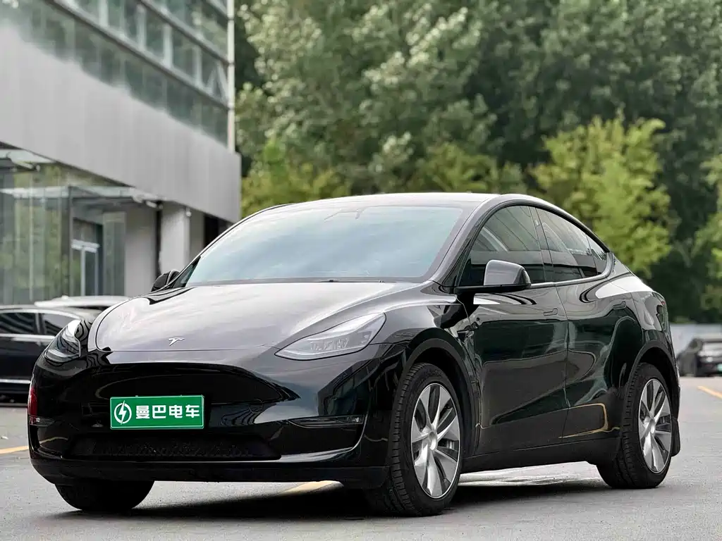 Tesla Model Y 2022 — фото 1