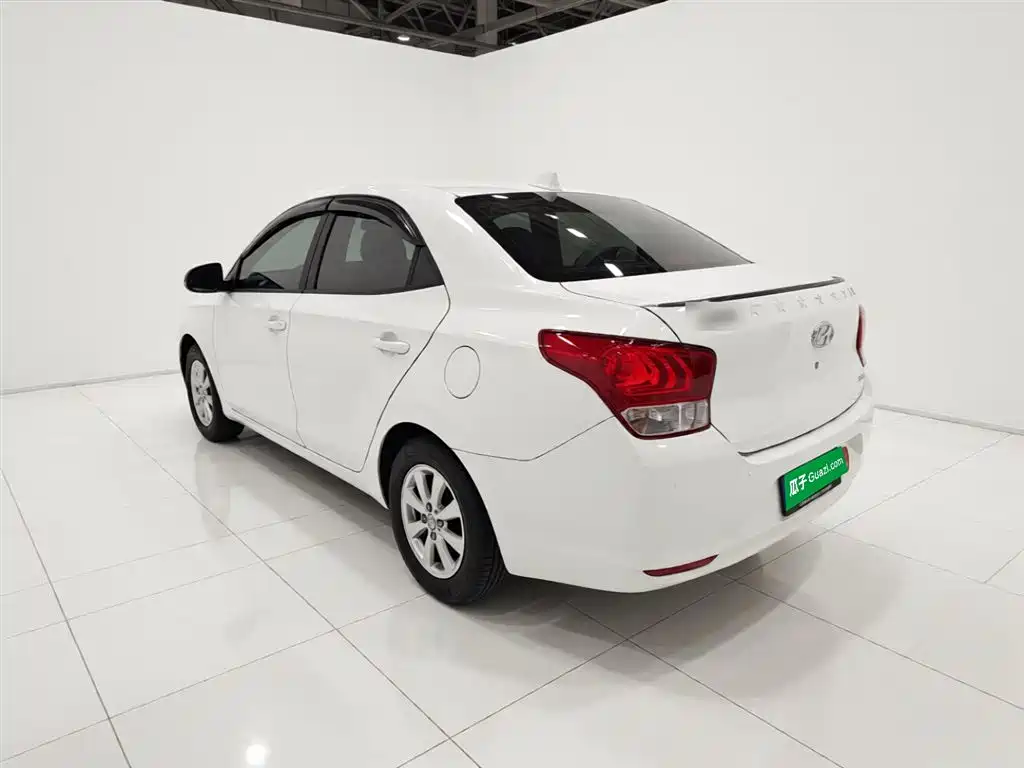 Hyundai Verna 2018 — фото 5