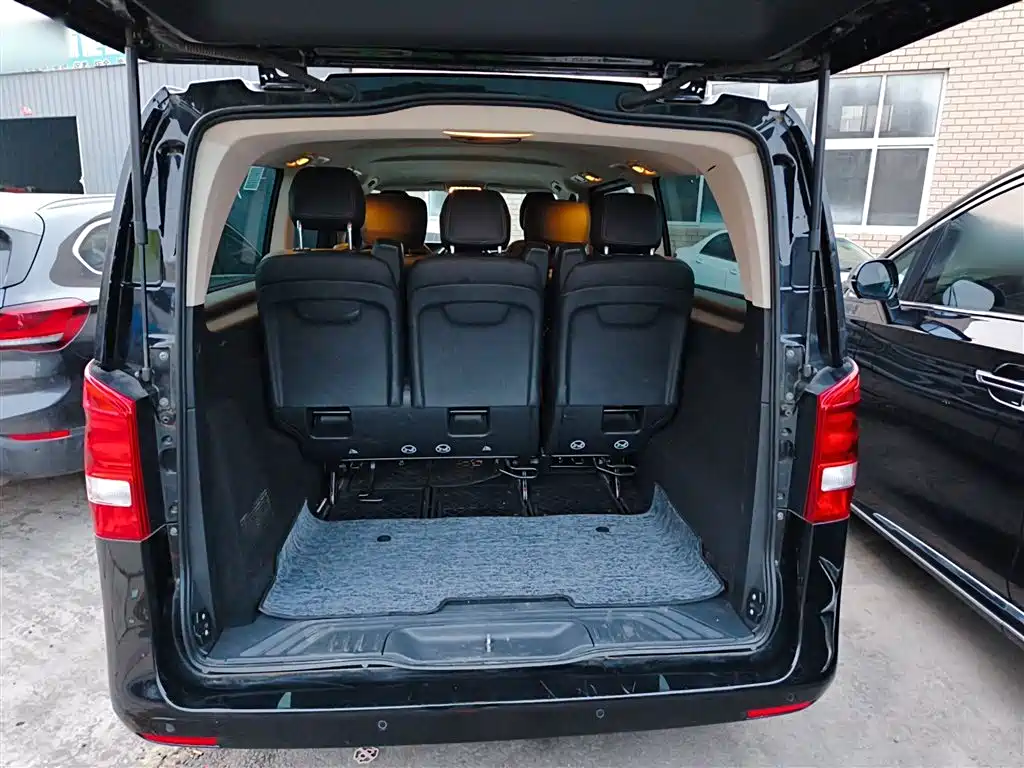 Mercedes-Benz Vito 2024 — фото 16