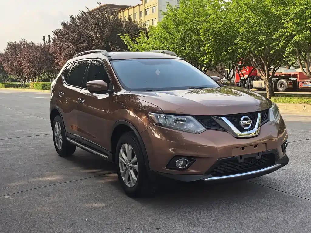 Nissan X-Trail 2014 — фото 3