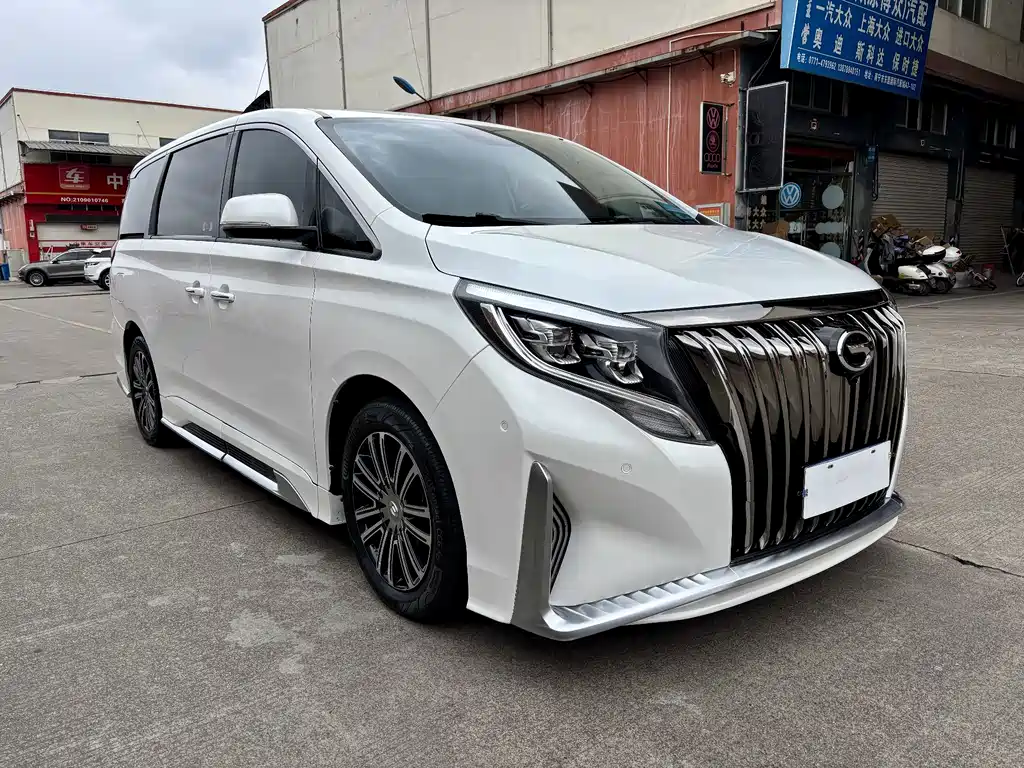 GAC Motor Trumpchi M8 2020 — фото 3