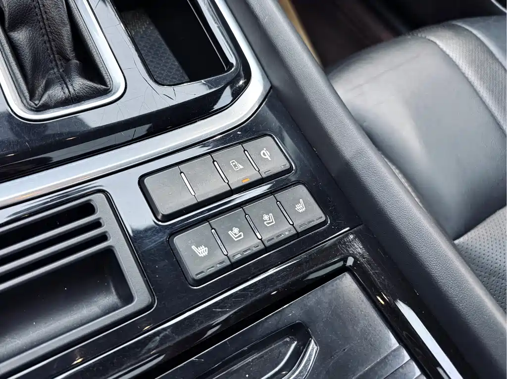 GAC Motor Trumpchi GS8 2017 — фото 16