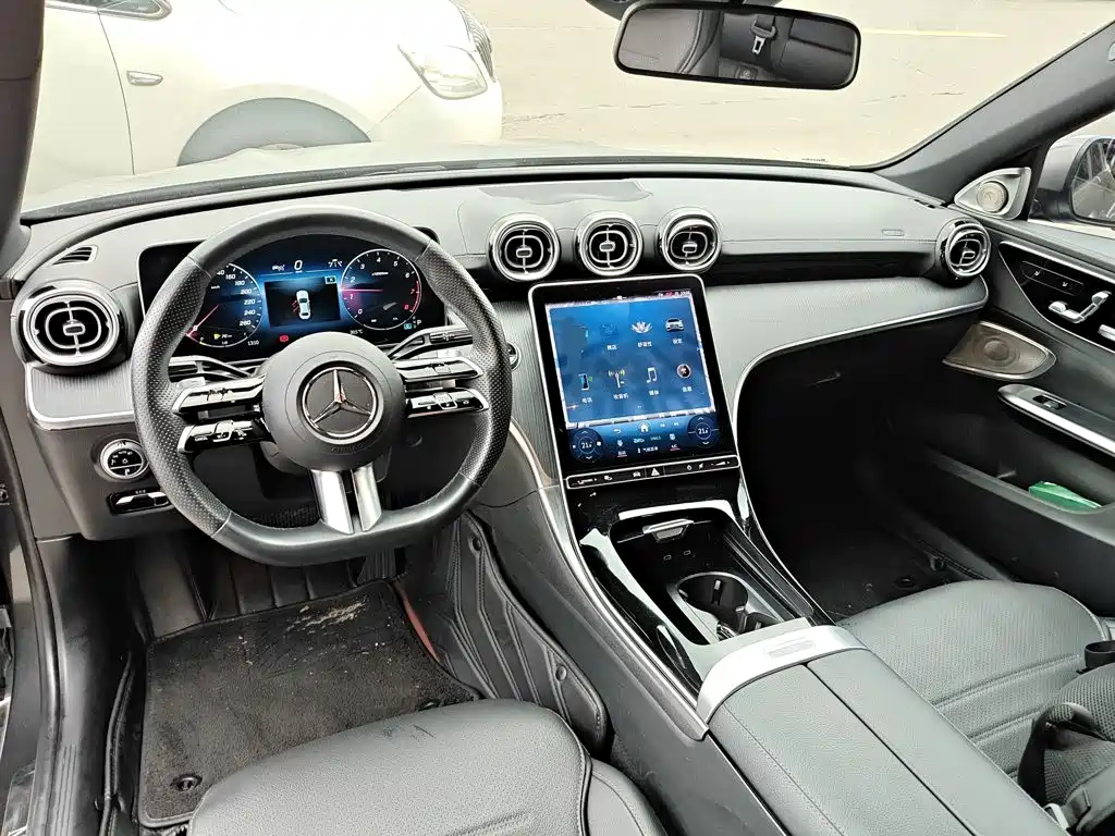 Mercedes-Benz C-Class 2023