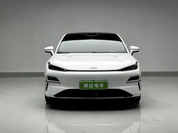 Geely Galaxy Starshine 8 2025