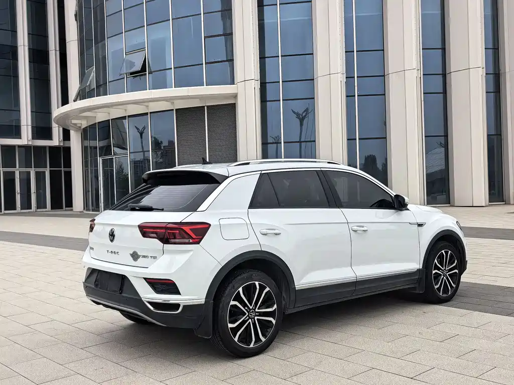 Volkswagen T-Roc 2022 — фото 4