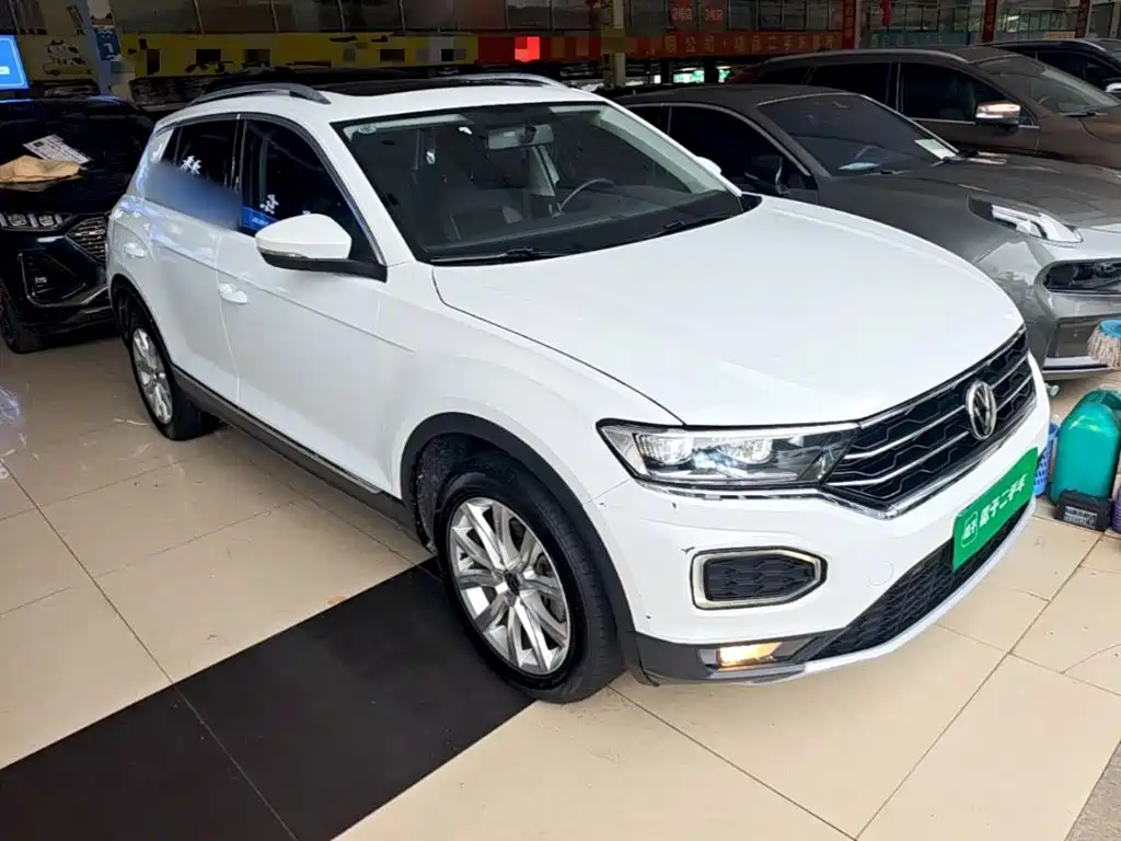 Volkswagen T-Roc 2023