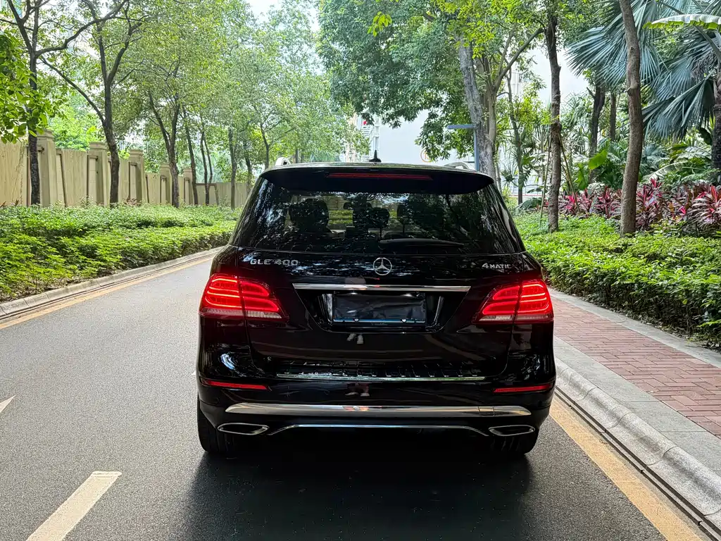 Mercedes-Benz GLE 2016 — фото 22