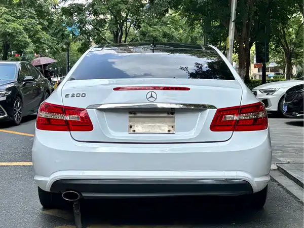 Mercedes-Benz E-Class 2013