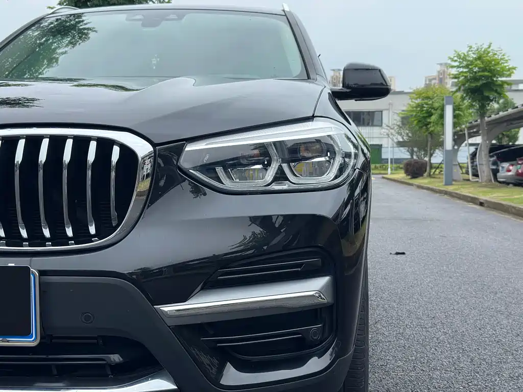 BMW X3 2021