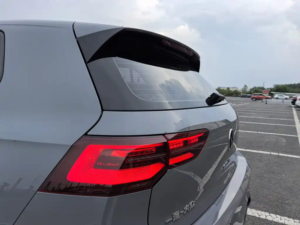 Volkswagen Golf 2022